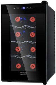 grand sommelier 800 FullCrystal 
con capacidad de 8 botellas